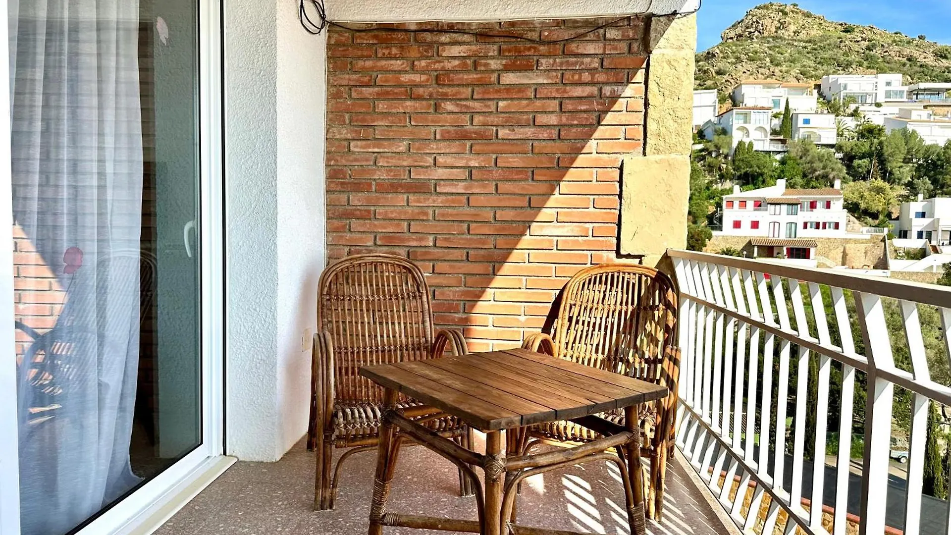 Apartament Global Immo 3310 California Roses