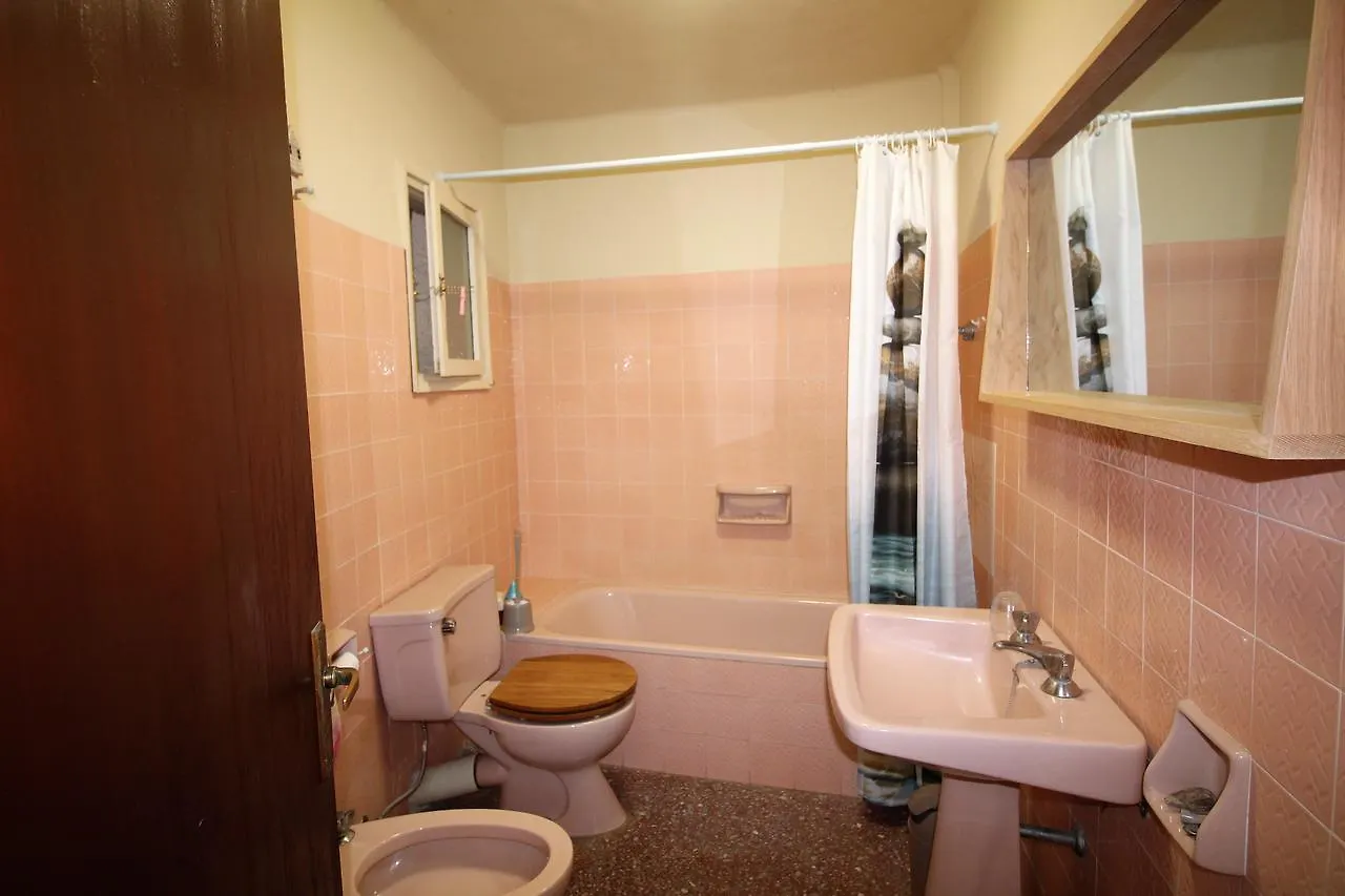 Apartament Global Immo 3310 California Roses